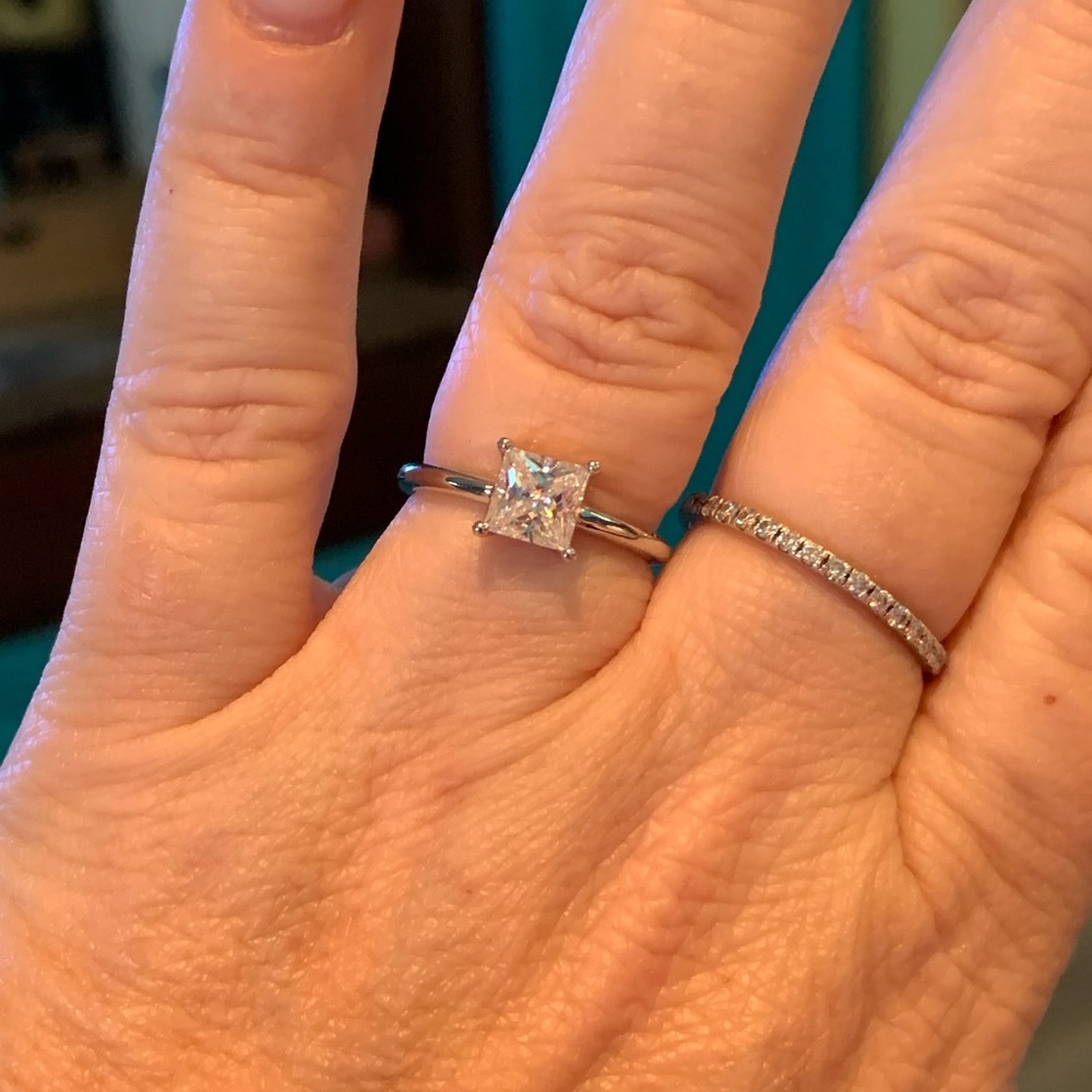 #116 Beautiful 1ct low setting princess cut Moissanite